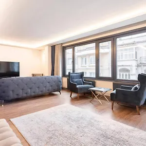 Luxury In The Heart Of Nisantasi Apartment